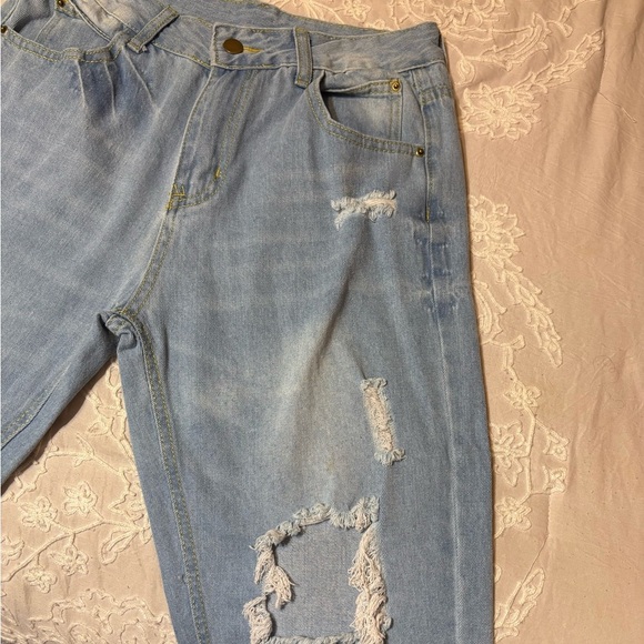 Mom Jeans Ripped High Waist SHEIN Size Medium. Waist 29-30 Inches. - Picture 4 of 16
